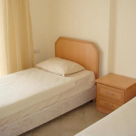 Town House Lissa Garden 12 פאטהיה